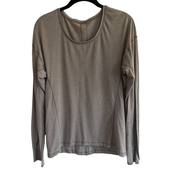 Lululemon Sweat Embrace Long Sleeve, Heathered Dark Chrome, Size 8 - Picture 6 of 11